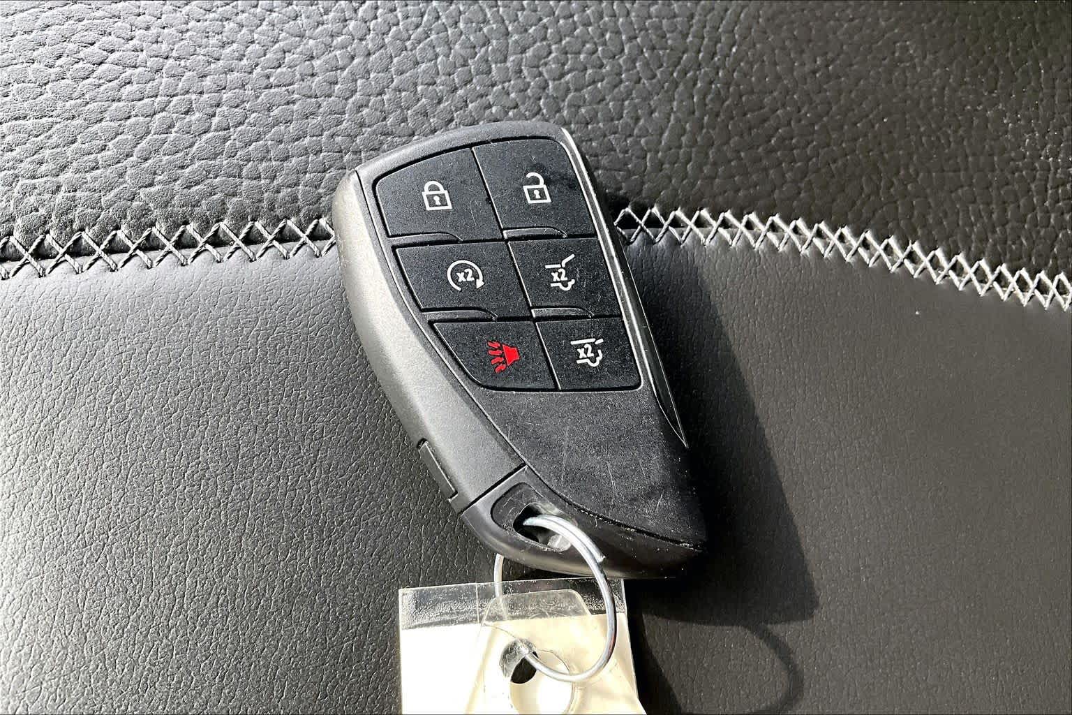 Thumbnail: 2025 GMC Yukon - 18