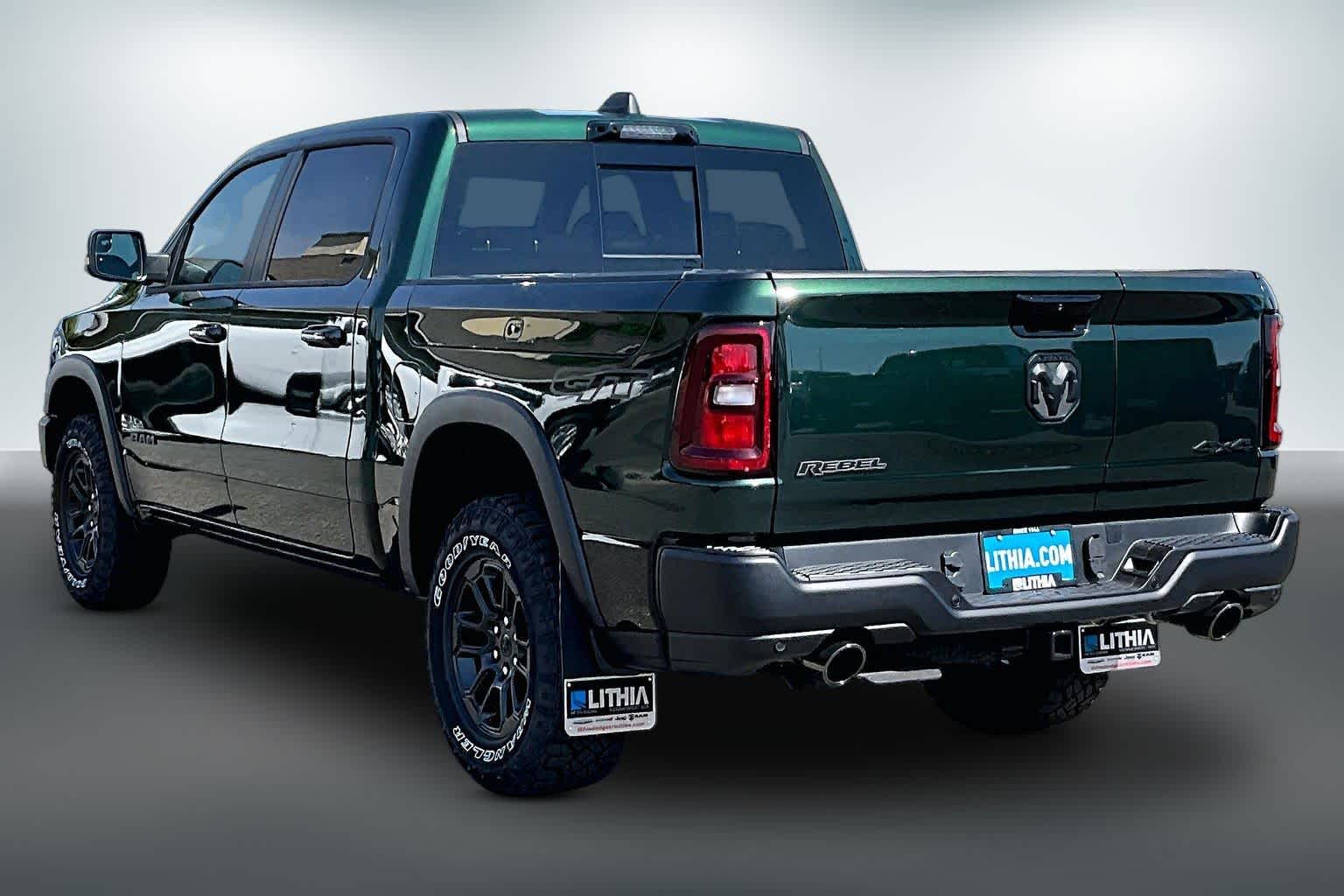 Thumbnail: 2026 RAM 1500 - 3
