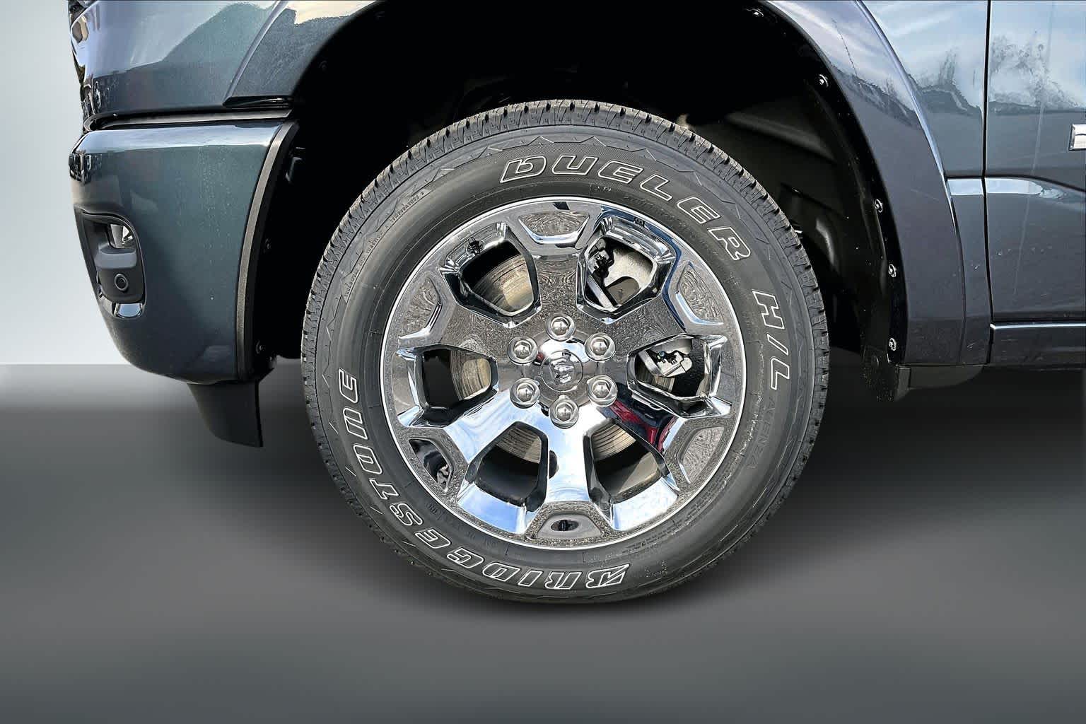 Thumbnail: 2026 RAM 1500 - 8