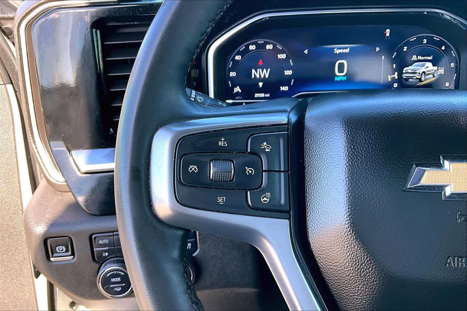 Thumbnail: 2024 Chevrolet Silverado 1500 - 24