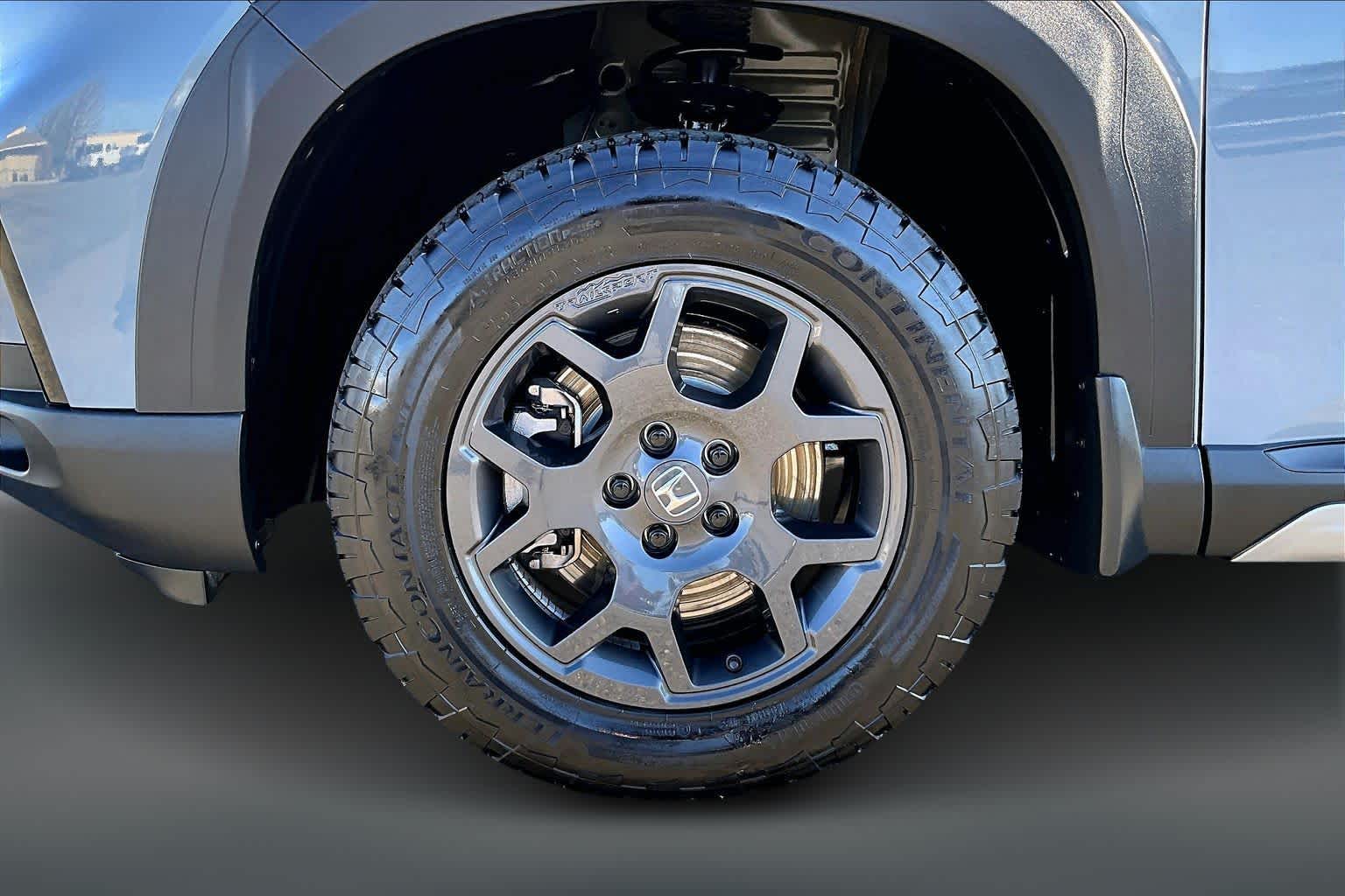 Thumbnail: 2023 Honda Pilot - 8