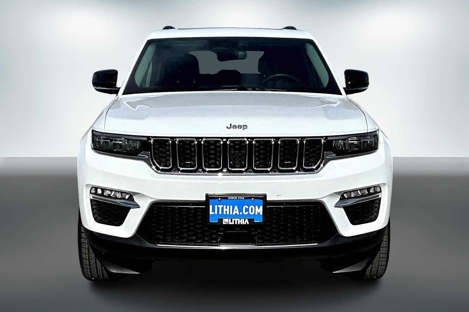 Thumbnail: 2024 Jeep Grand Cherokee - 6