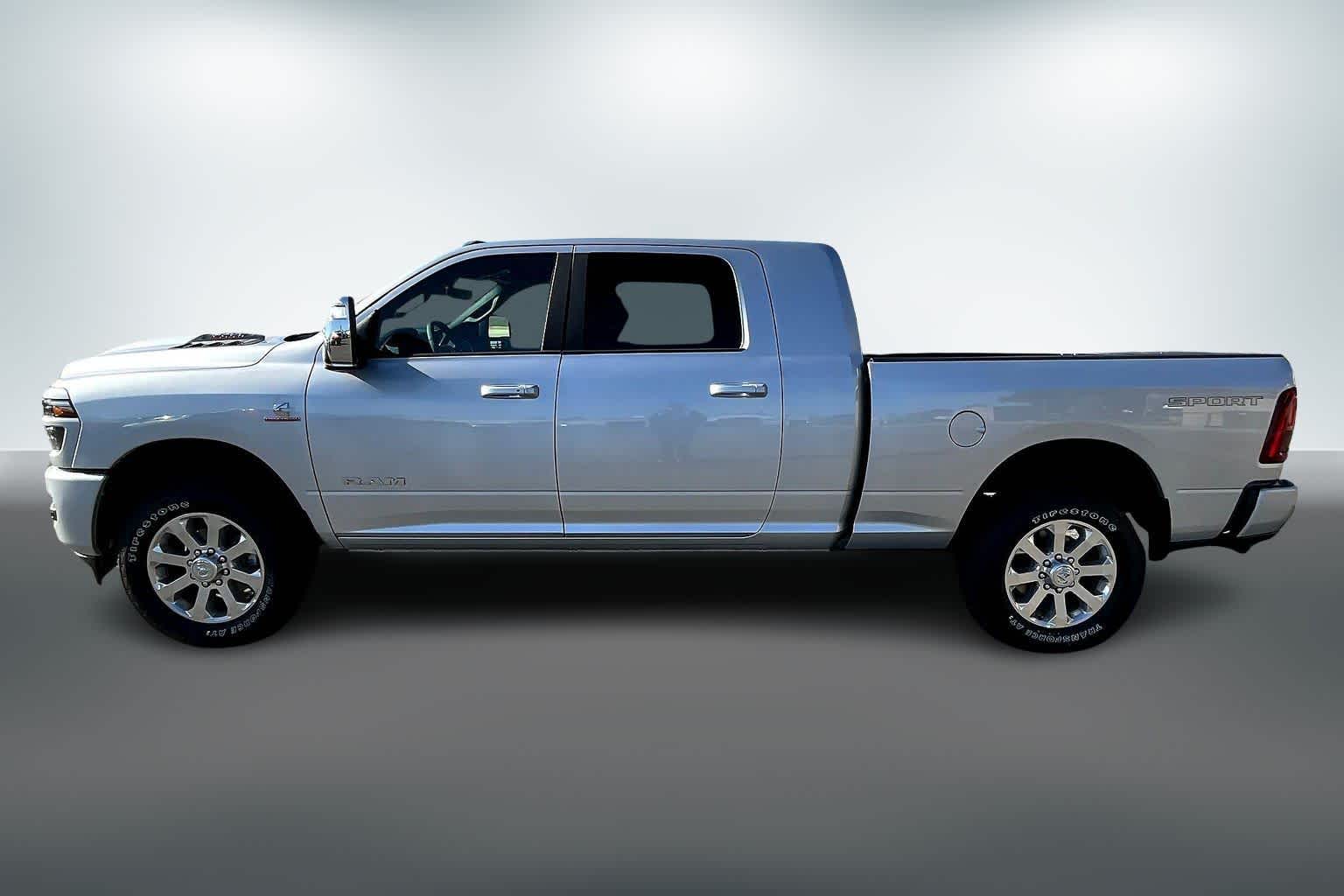 Thumbnail: 2026 RAM 3500 - 3