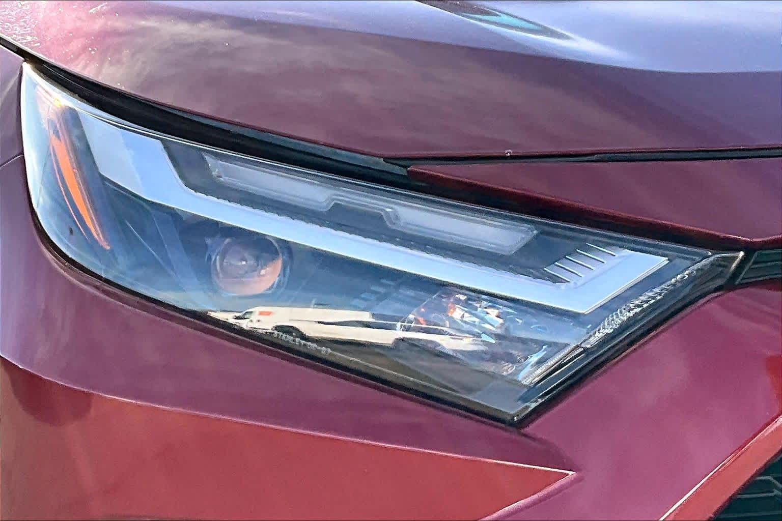 Thumbnail: 2023 Toyota RAV4 - 32