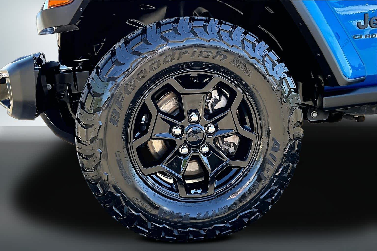 Thumbnail: 2021 Jeep Gladiator - 7