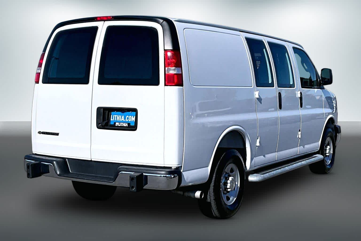 Thumbnail: 2025 Chevrolet Express - 17