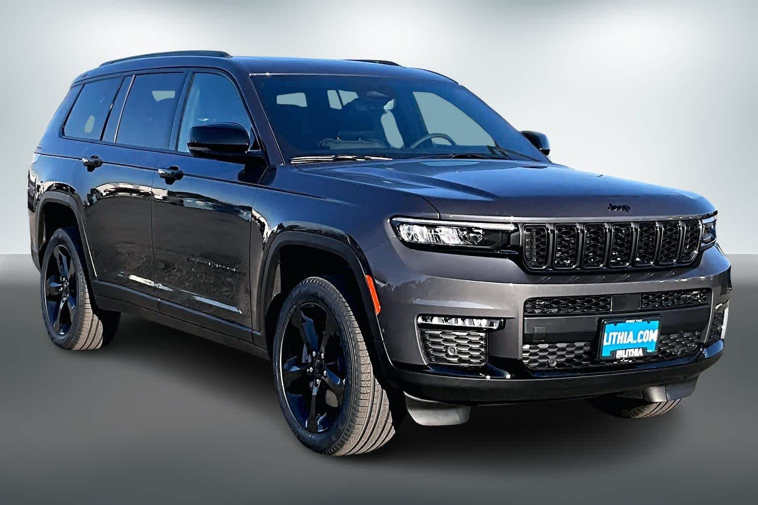 Thumbnail: 2025 Jeep Grand Cherokee - 22
