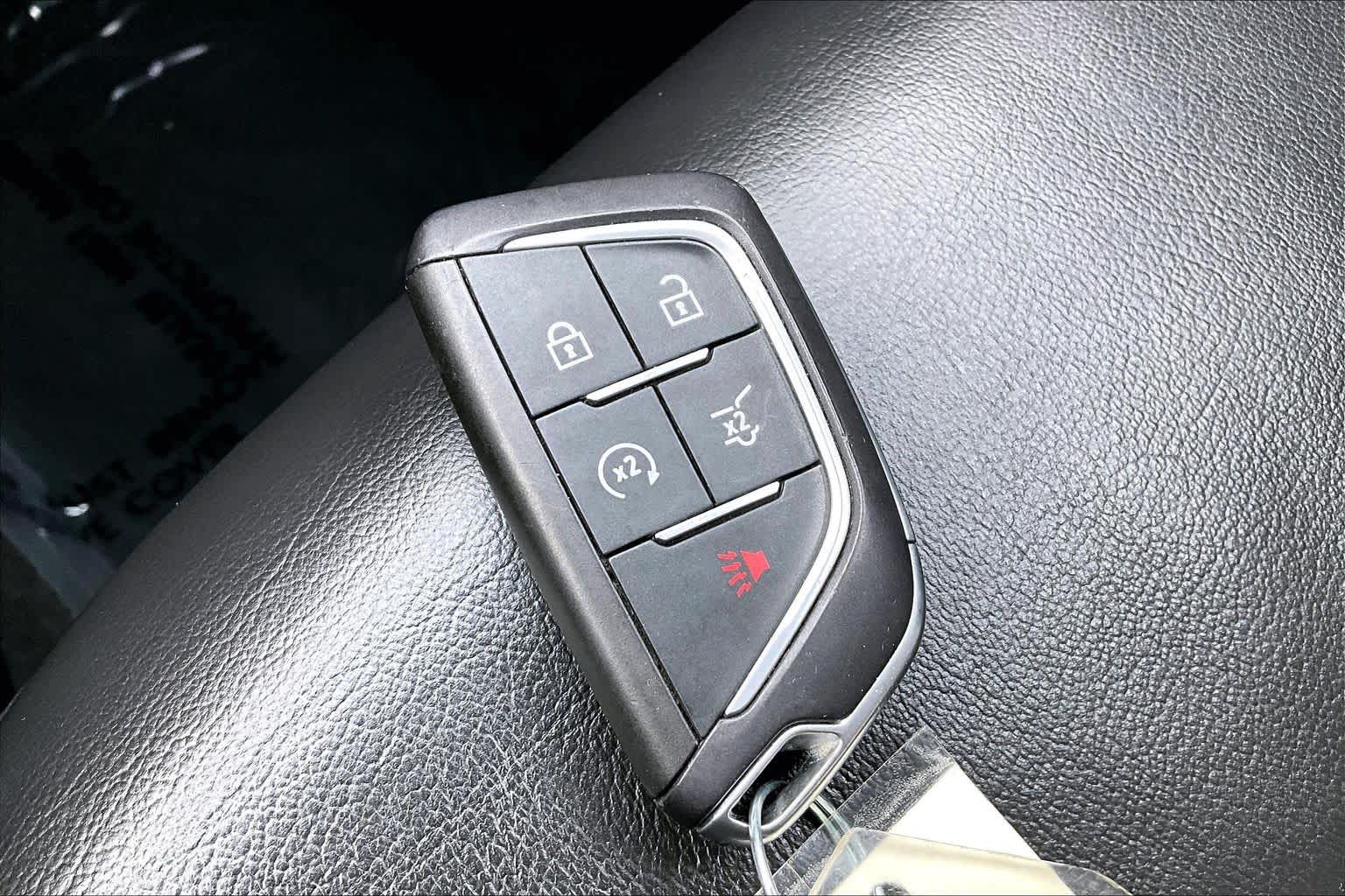 Thumbnail: 2024 Cadillac XT4 - 18