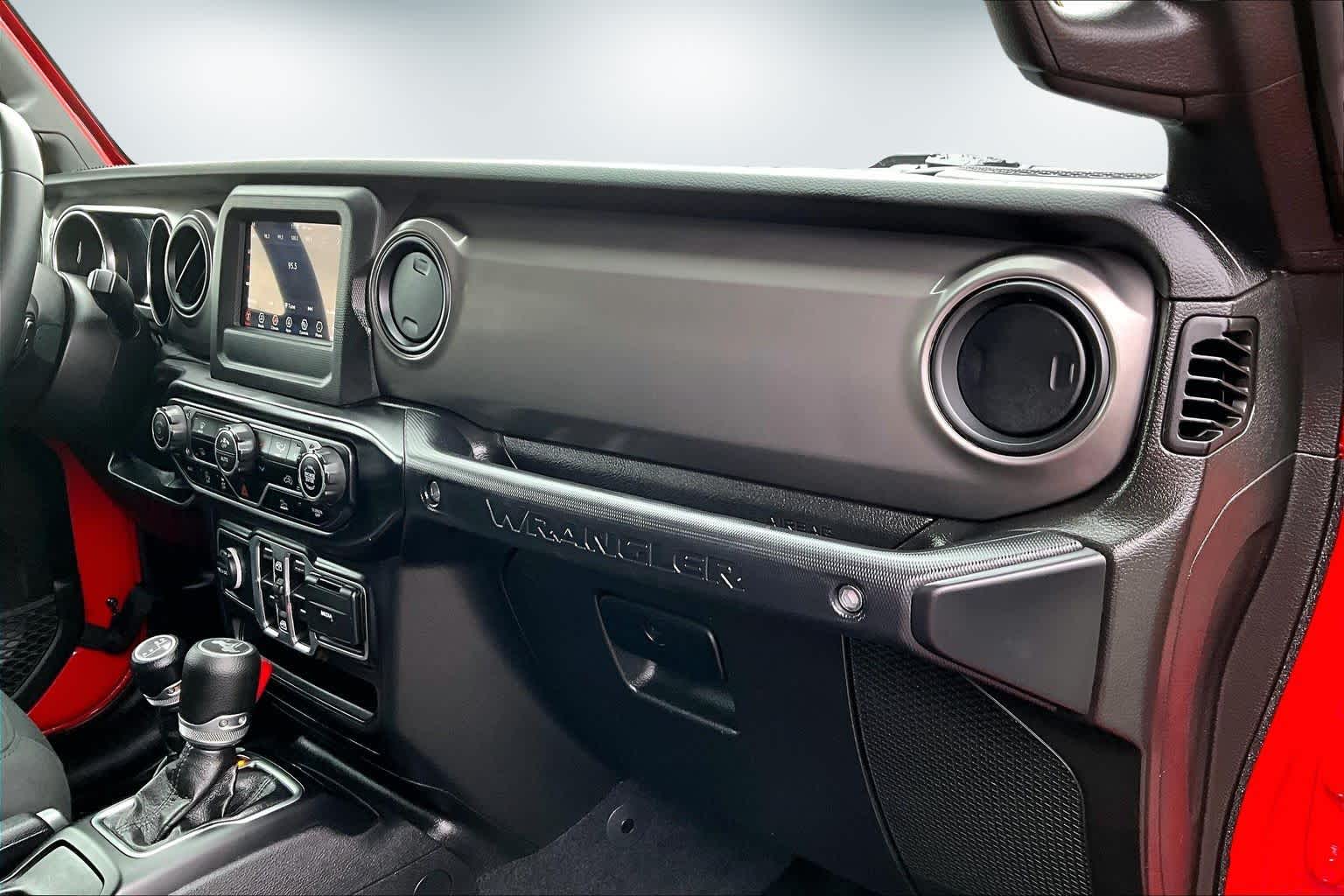 Thumbnail: 2021 Jeep Wrangler - 23