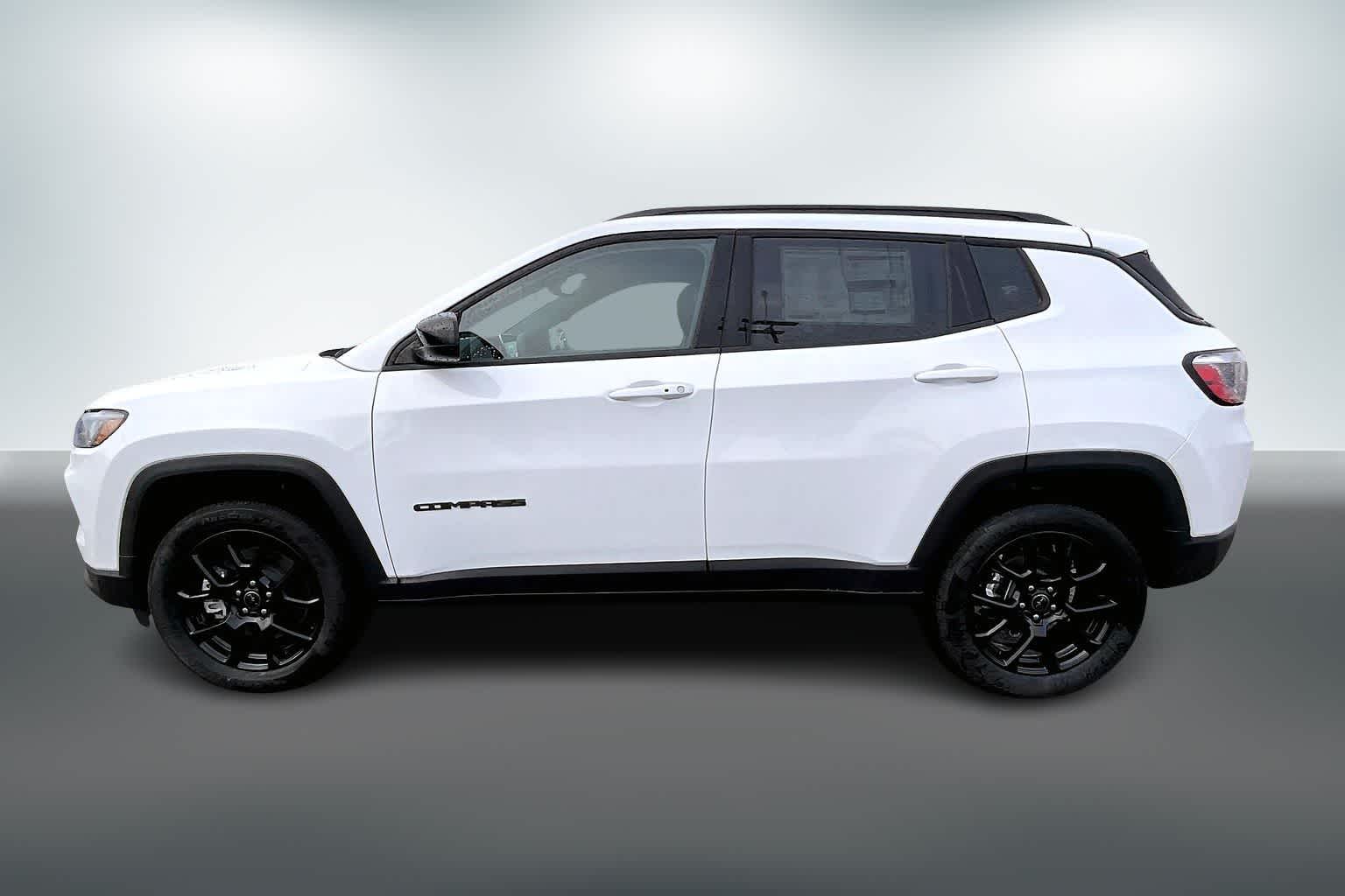 Thumbnail: 2026 Jeep Compass - 3