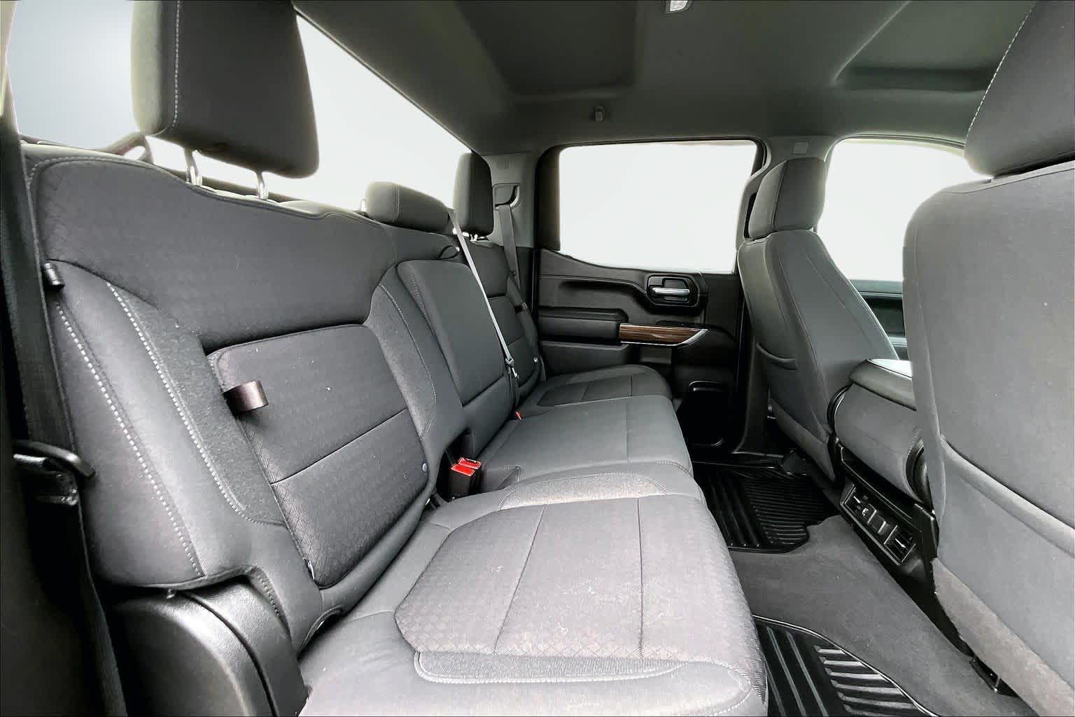 Thumbnail: 2021 Chevrolet Silverado 1500 - 30