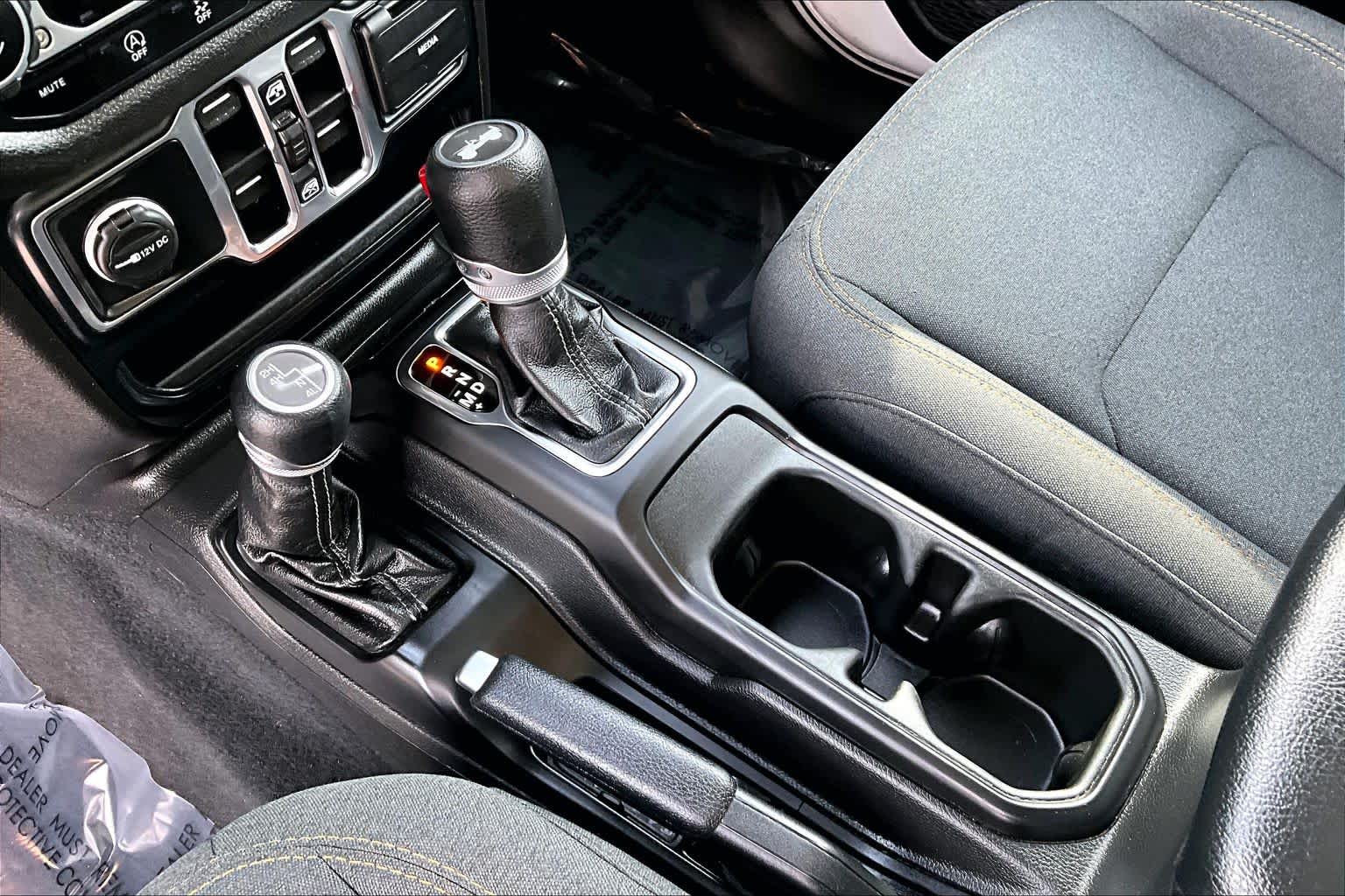 Thumbnail: 2024 Jeep Wrangler - 16