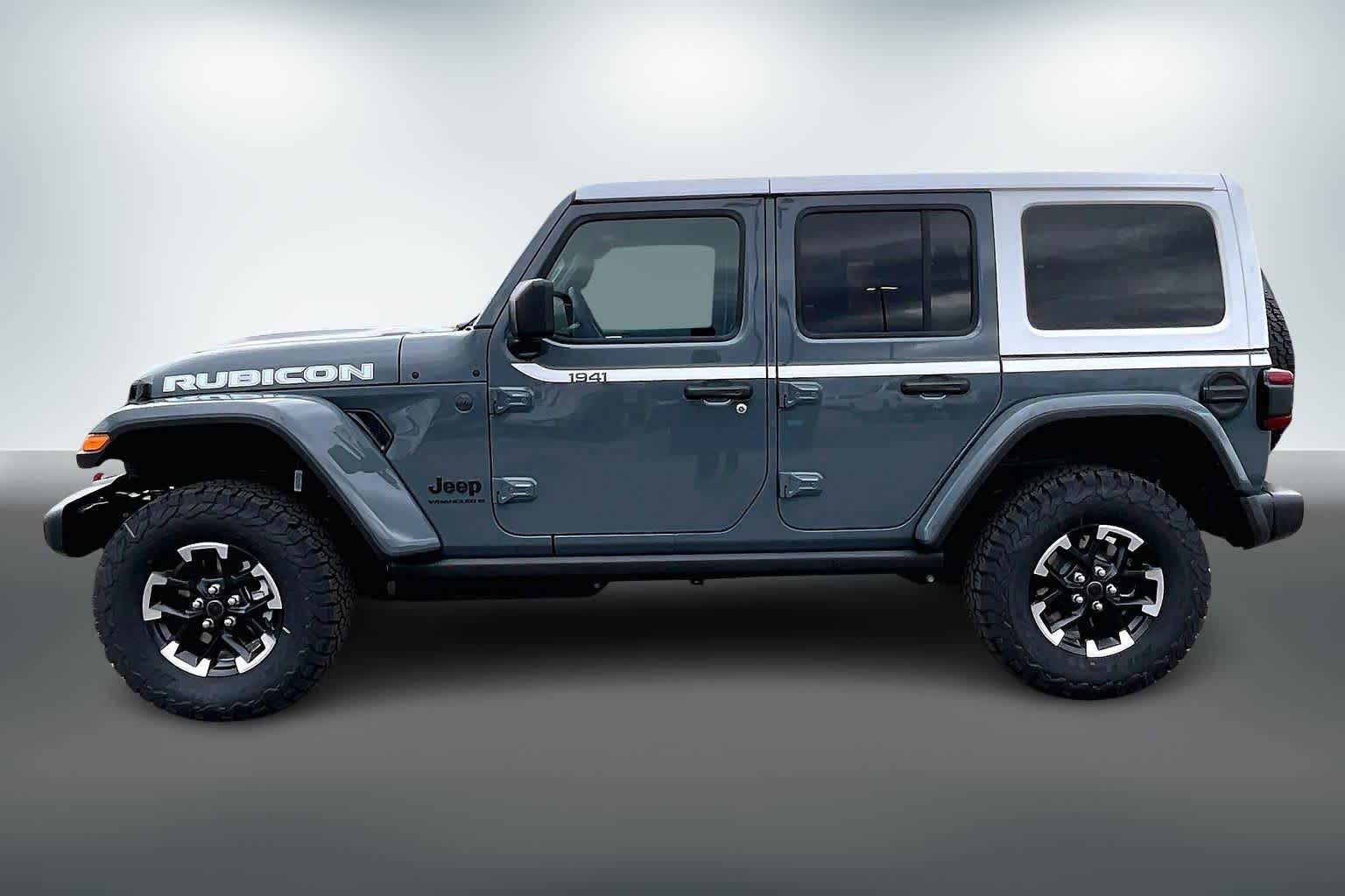 Thumbnail: 2026 Jeep Wrangler - 3