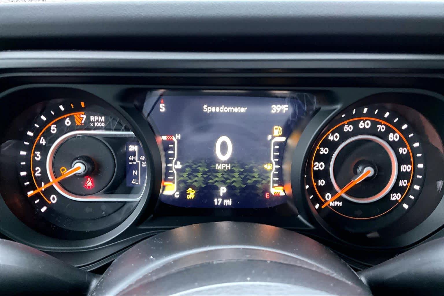 Thumbnail: 2026 Jeep Gladiator - 18