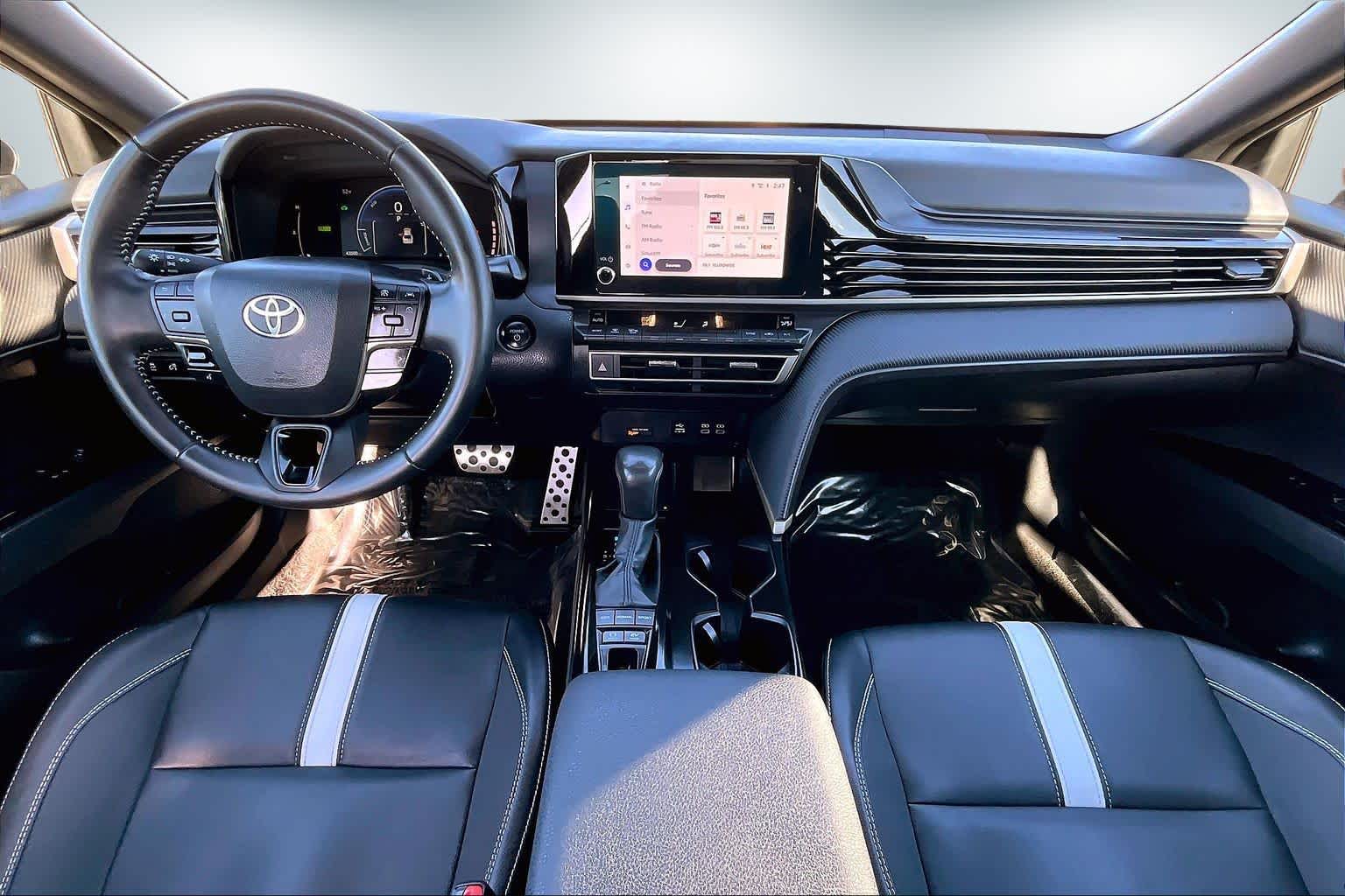 Thumbnail: 2025 Toyota Camry - 10