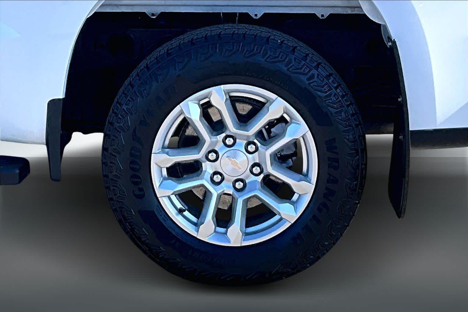 Thumbnail: 2024 Chevrolet Silverado 1500 - 32