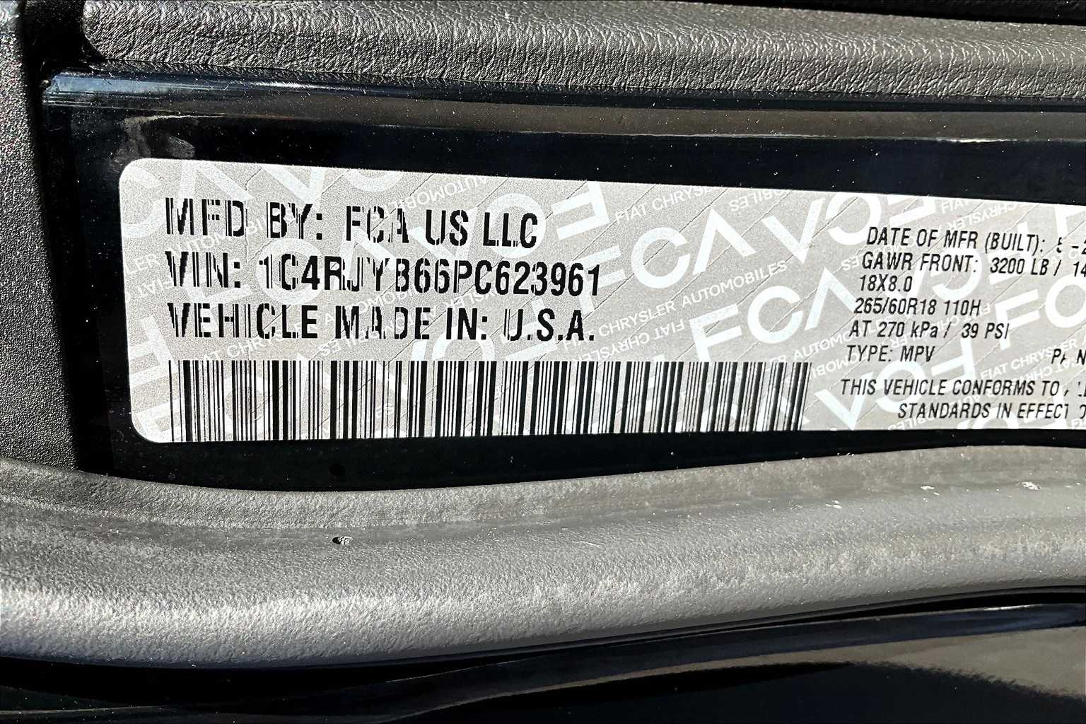 Thumbnail: 2023 Jeep Grand Cherokee - 20