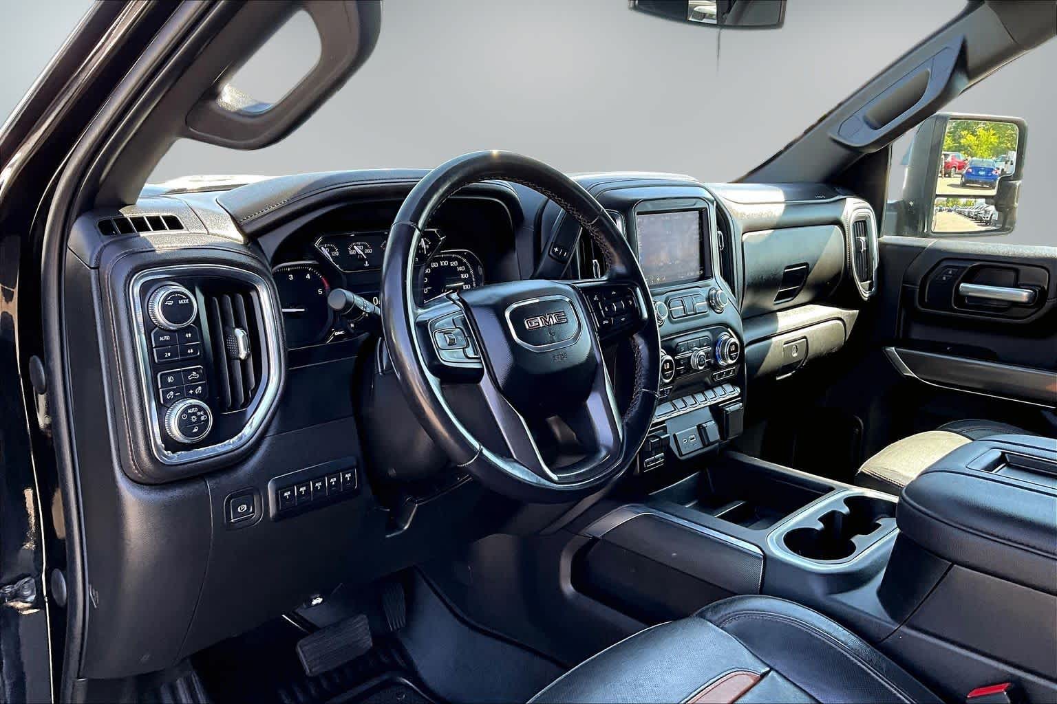 Thumbnail: 2022 GMC Sierra 2500 - 2