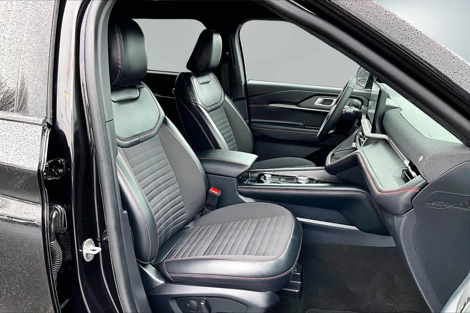 Thumbnail: 2025 Ford Explorer - 13