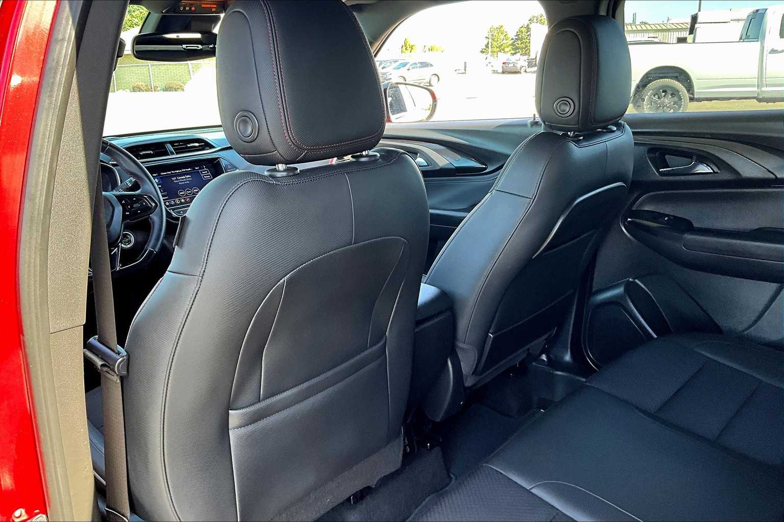 Thumbnail: 2021 Chevrolet TrailBlazer - 12