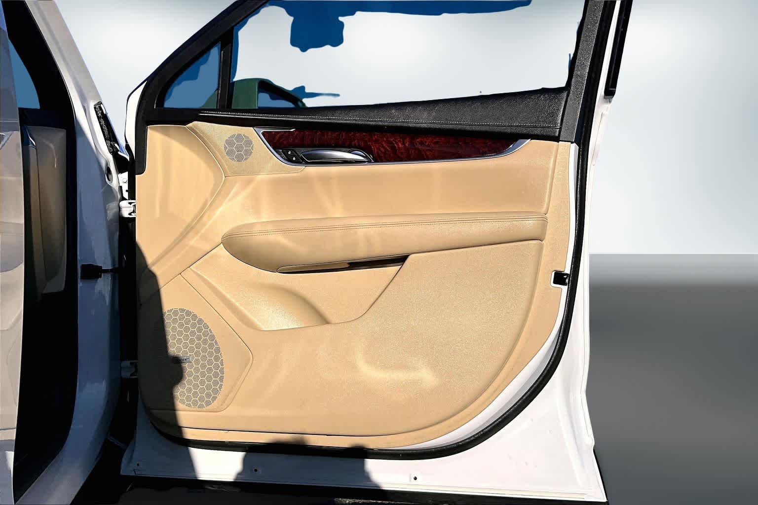 Thumbnail: 2017 Cadillac XT5 - 28