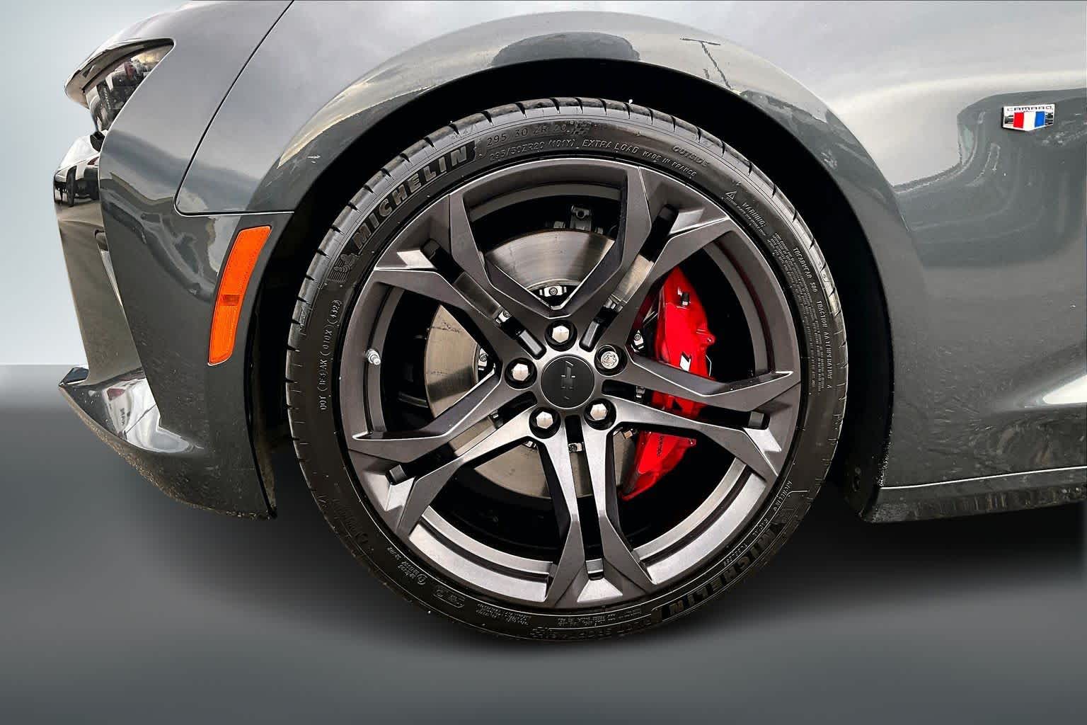 Thumbnail: 2018 Chevrolet Camaro - 8