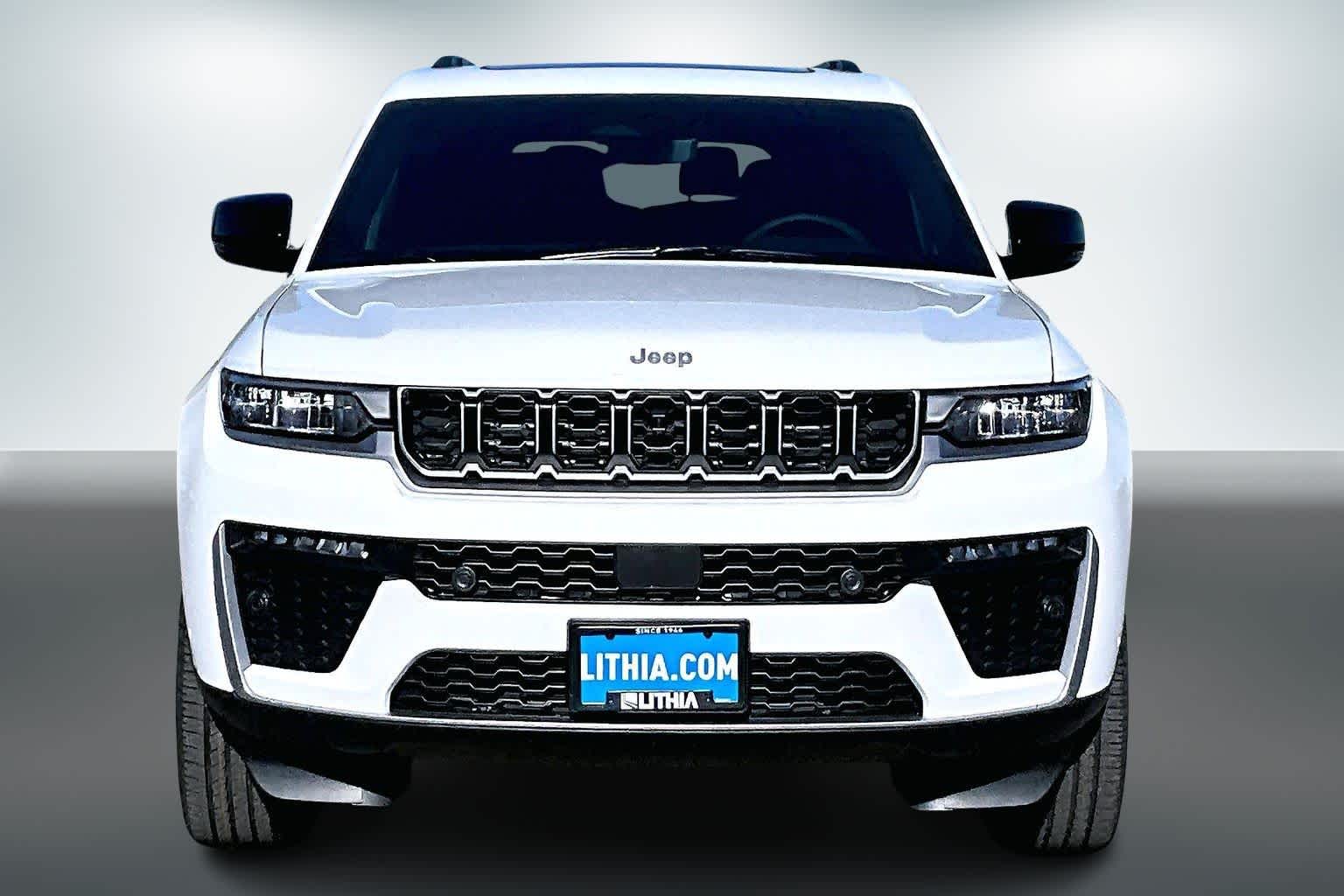 Thumbnail: 2026 Jeep Grand Cherokee - 6