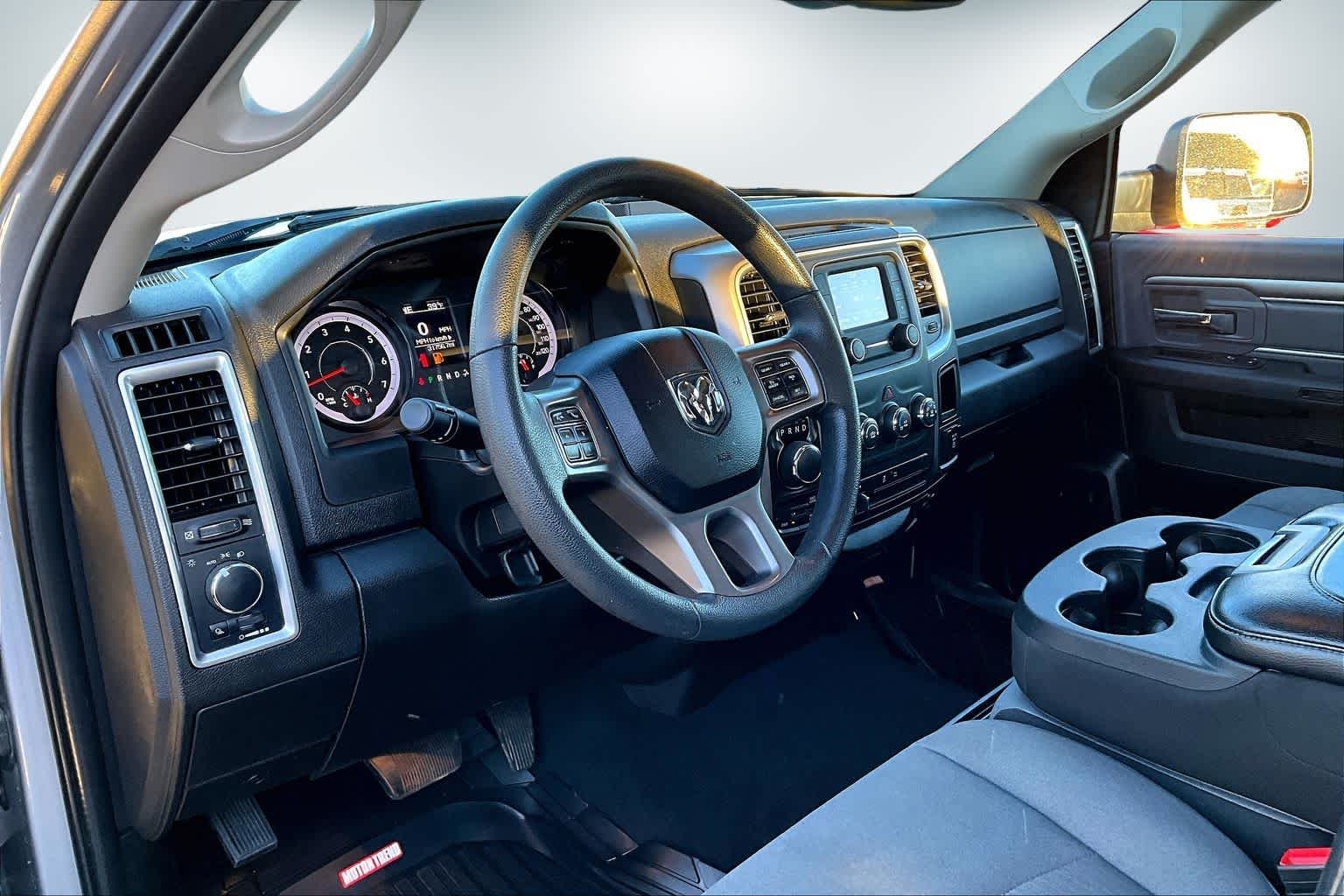 Thumbnail: 2023 RAM 1500 Classic - 2