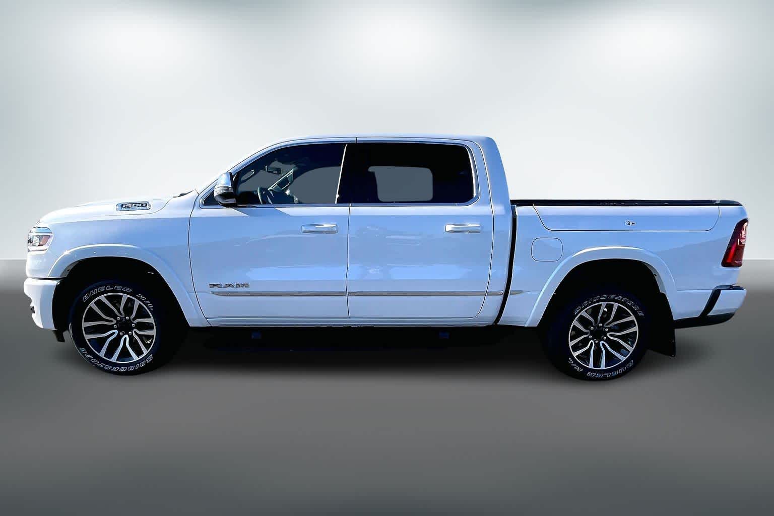 Thumbnail: 2026 RAM 1500 - 3