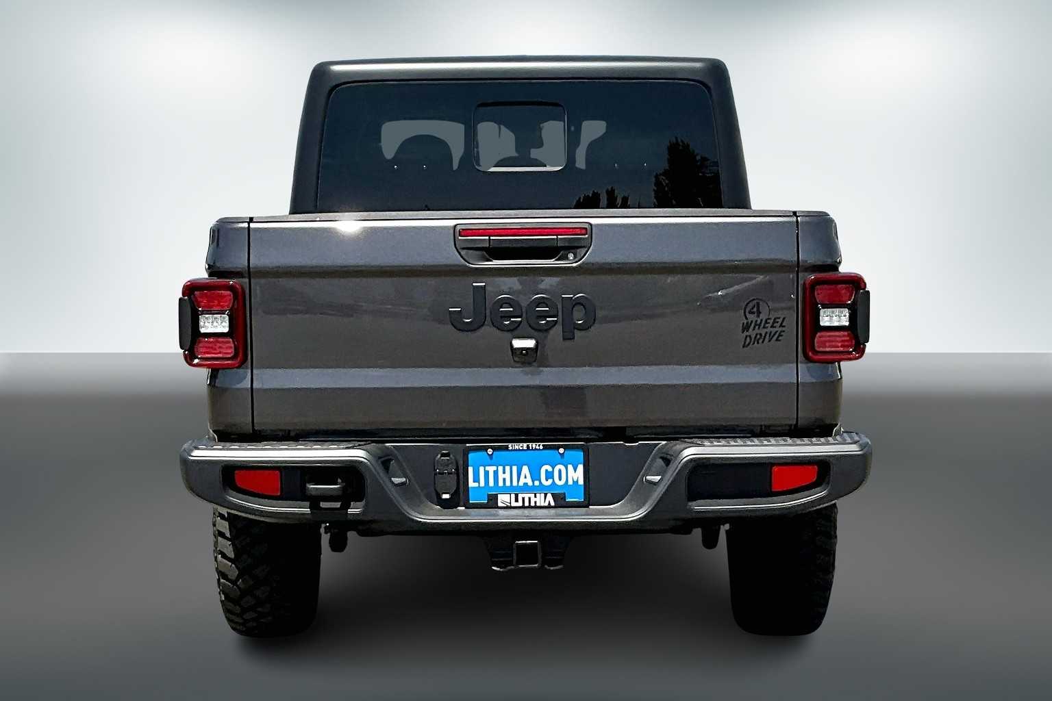 Thumbnail: 2025 Jeep Gladiator - 5