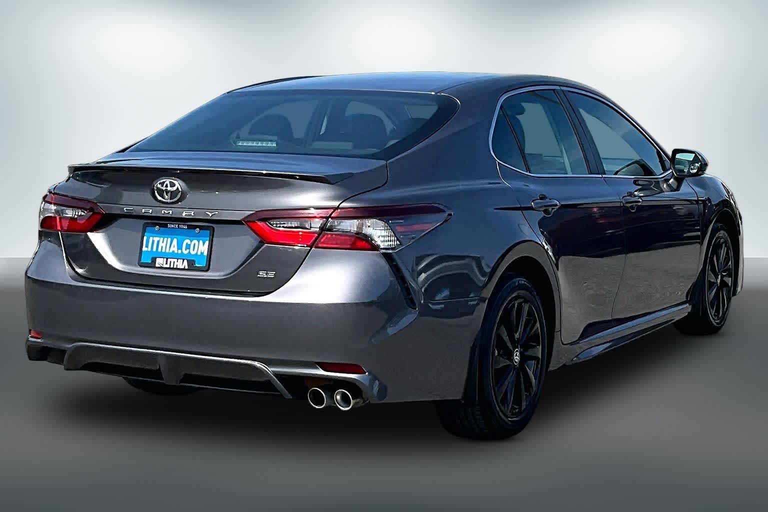 Thumbnail: 2023 Toyota Camry - 21
