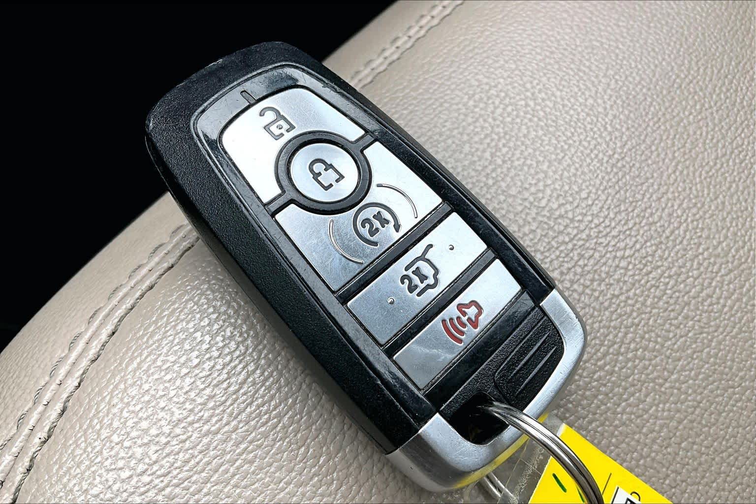 Thumbnail: 2023 Ford Explorer - 19