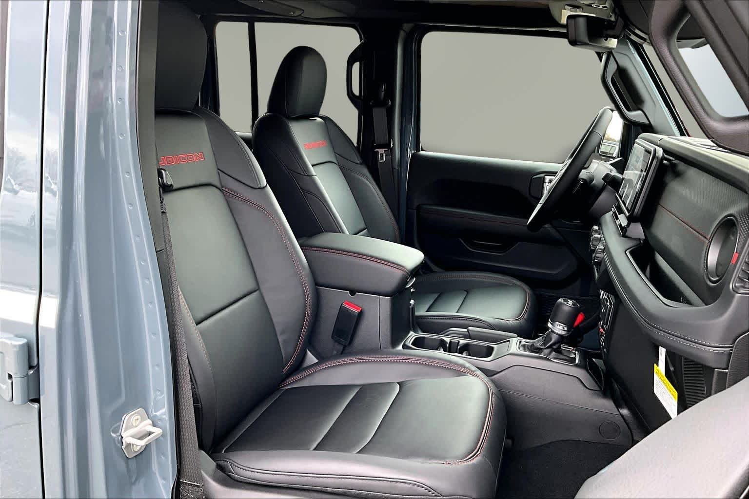 Thumbnail: 2026 Jeep Wrangler - 14