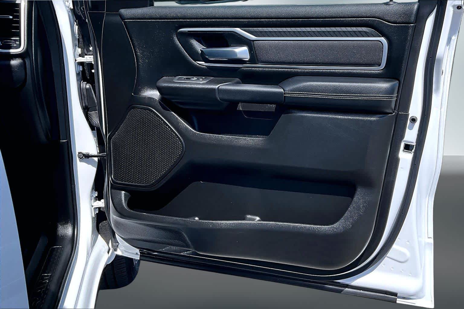 Thumbnail: 2025 RAM 1500 - 28