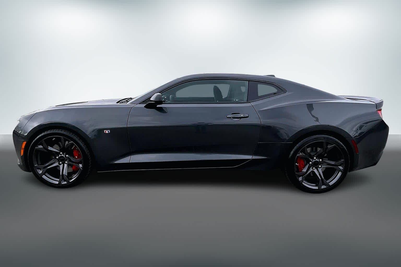 Thumbnail: 2018 Chevrolet Camaro - 3