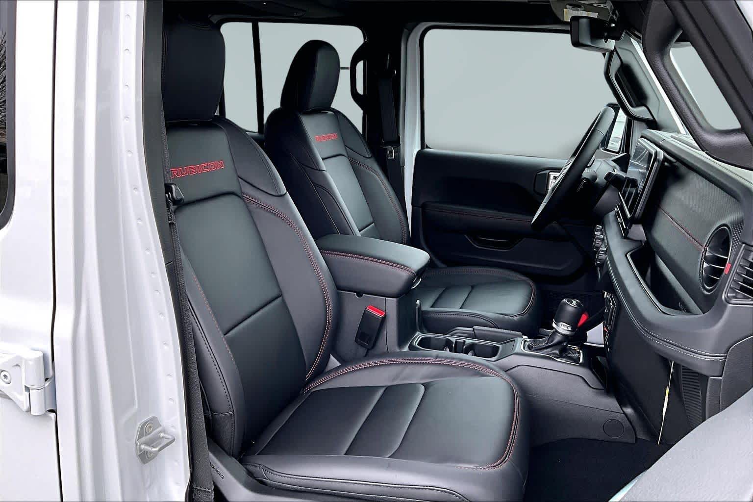 Thumbnail: 2026 Jeep Wrangler - 14