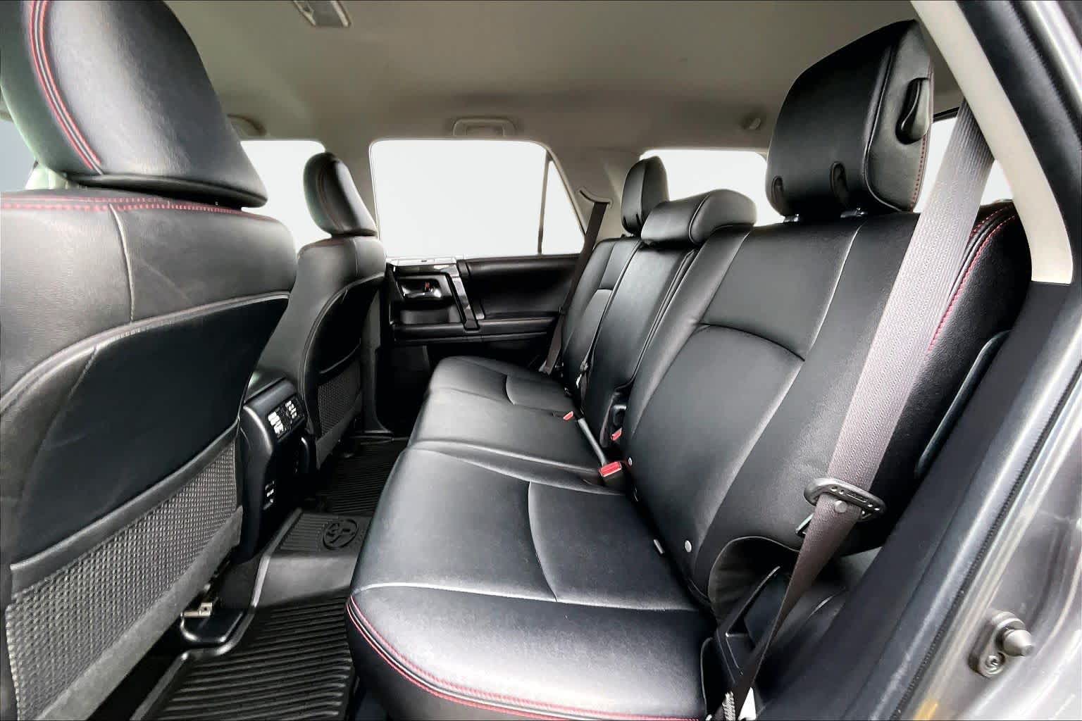 Thumbnail: 2019 Toyota 4Runner - 29