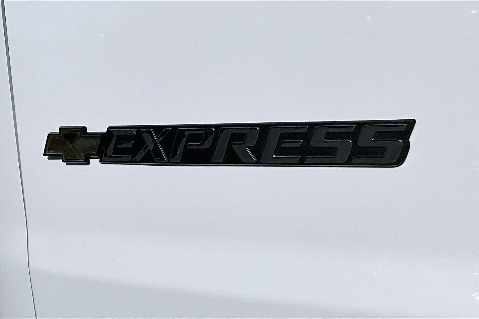 Thumbnail: 2025 Chevrolet Express - 6