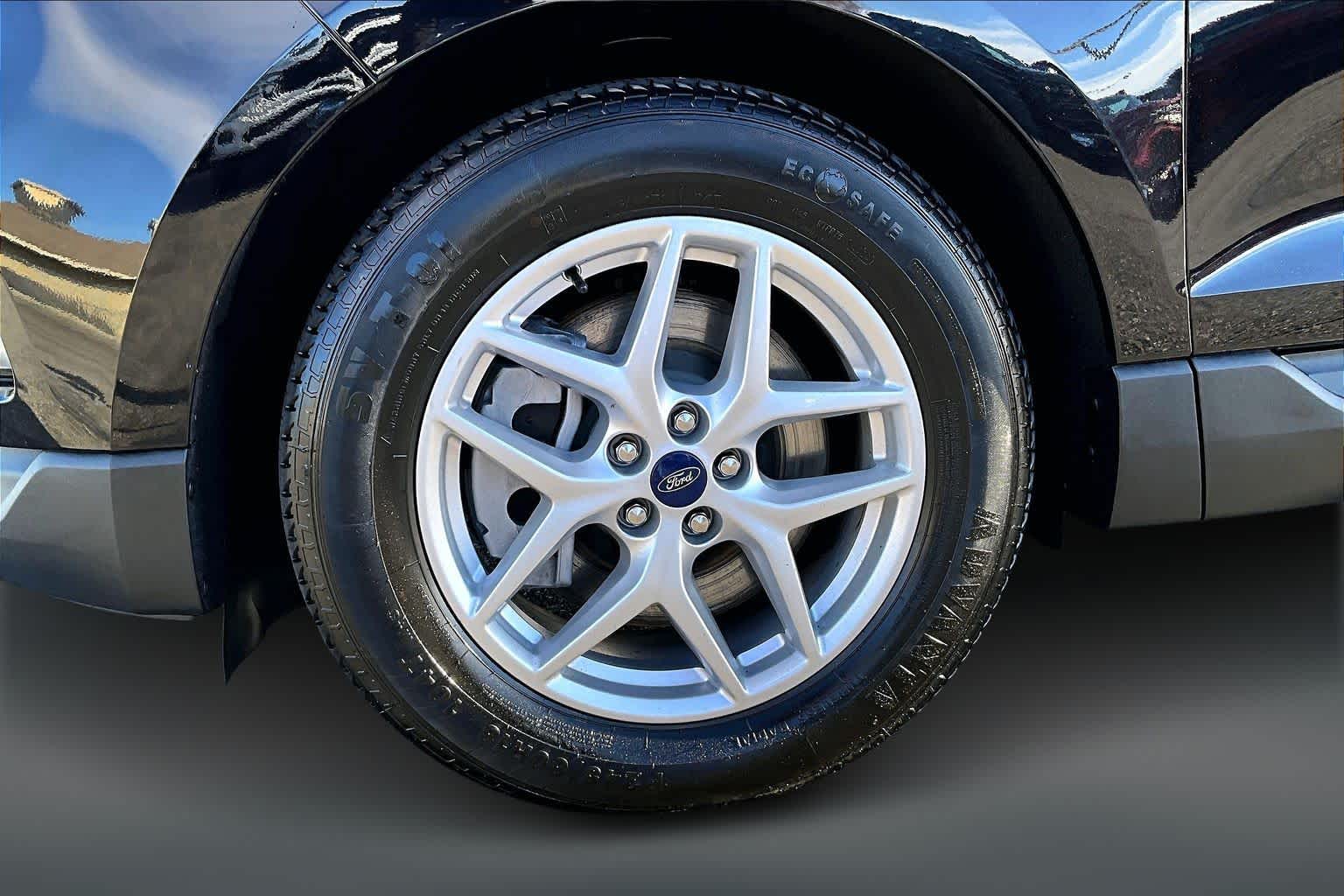 Thumbnail: 2024 Ford Edge - 8