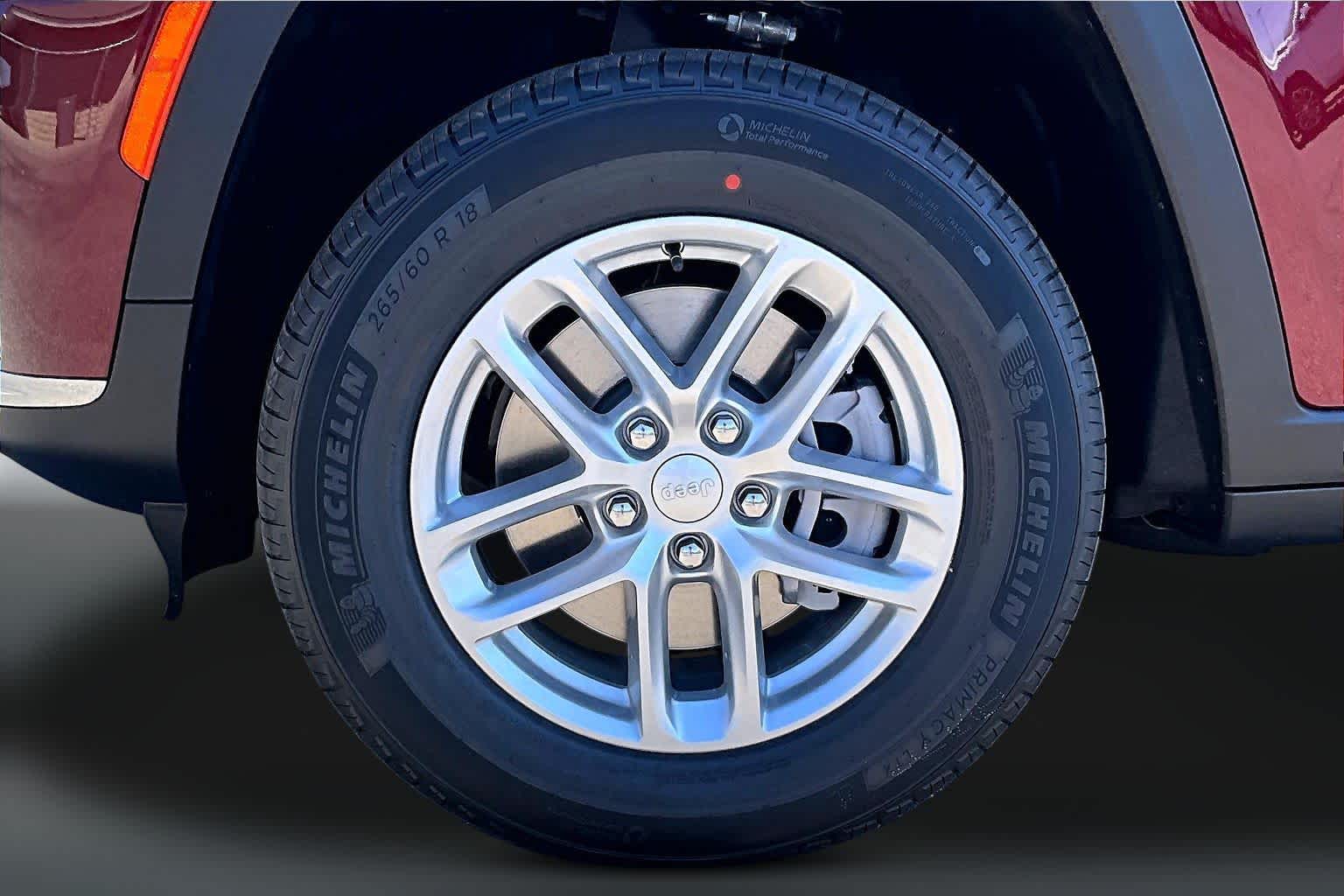 Thumbnail: 2026 Jeep Grand Cherokee - 8