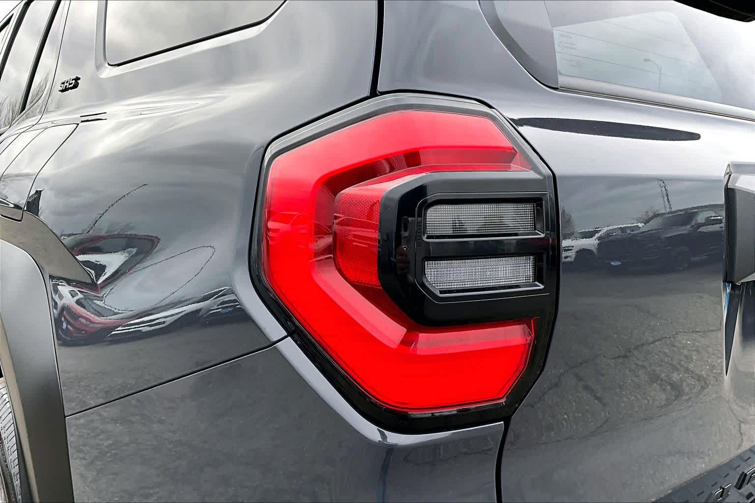 Thumbnail: 2025 Toyota 4Runner - 32