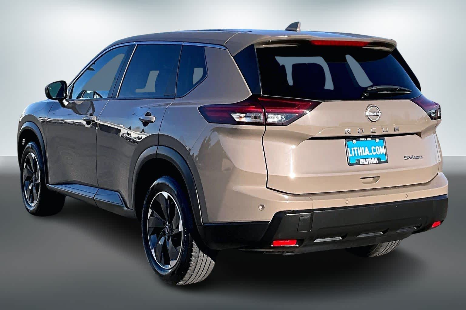 Thumbnail: 2024 Nissan Rogue - 4