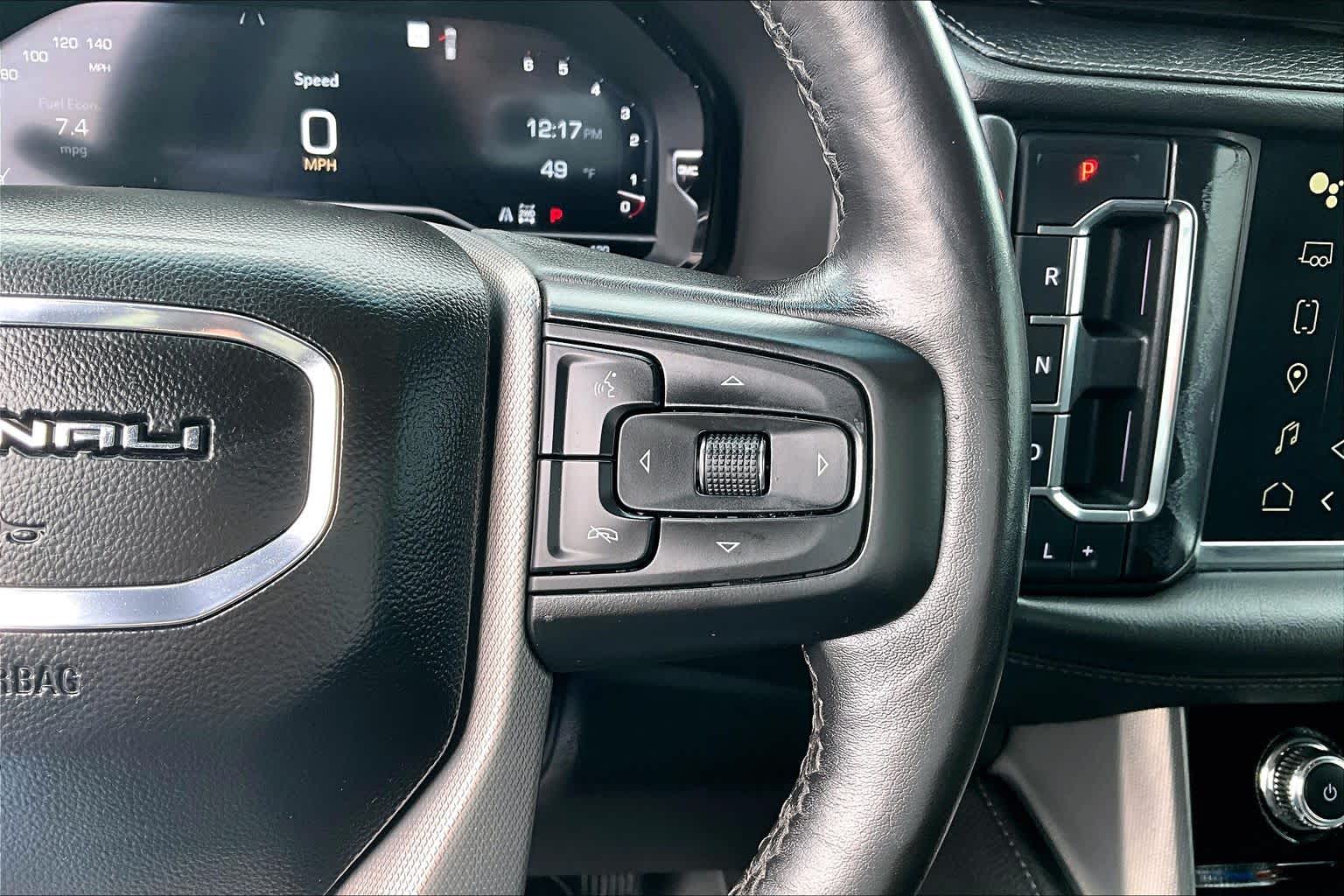 Thumbnail: 2022 GMC Yukon - 25