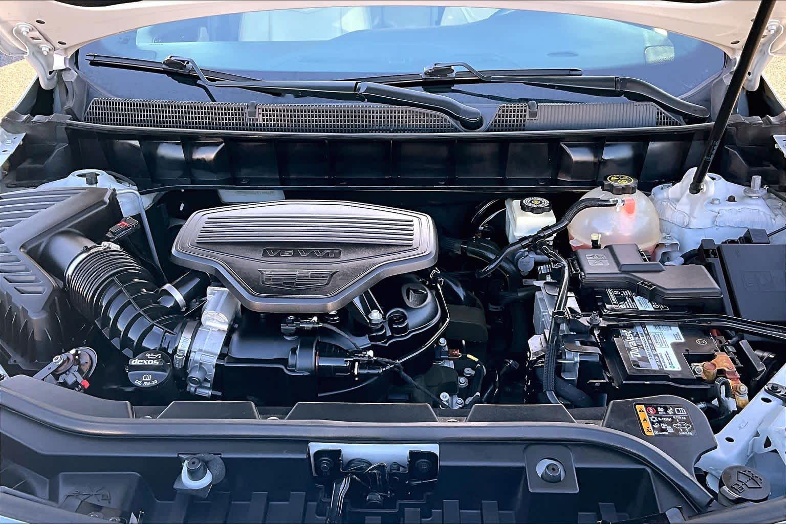 Thumbnail: 2017 Cadillac XT5 - 9