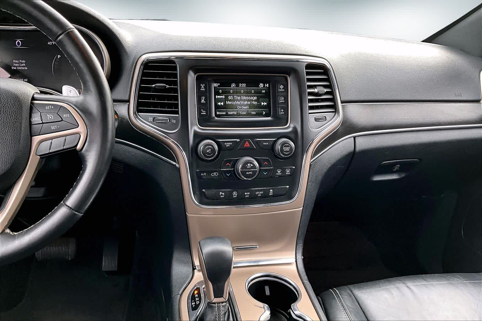 Thumbnail: 2016 Jeep Grand Cherokee - 15