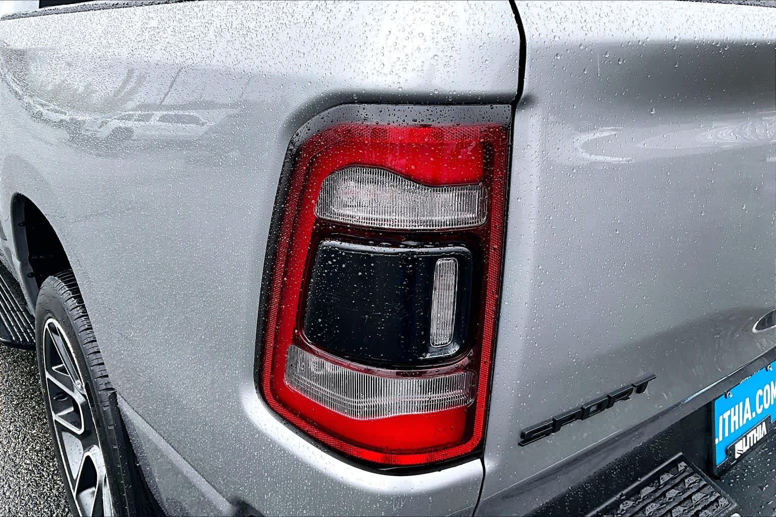 Thumbnail: 2020 RAM 1500 - 32