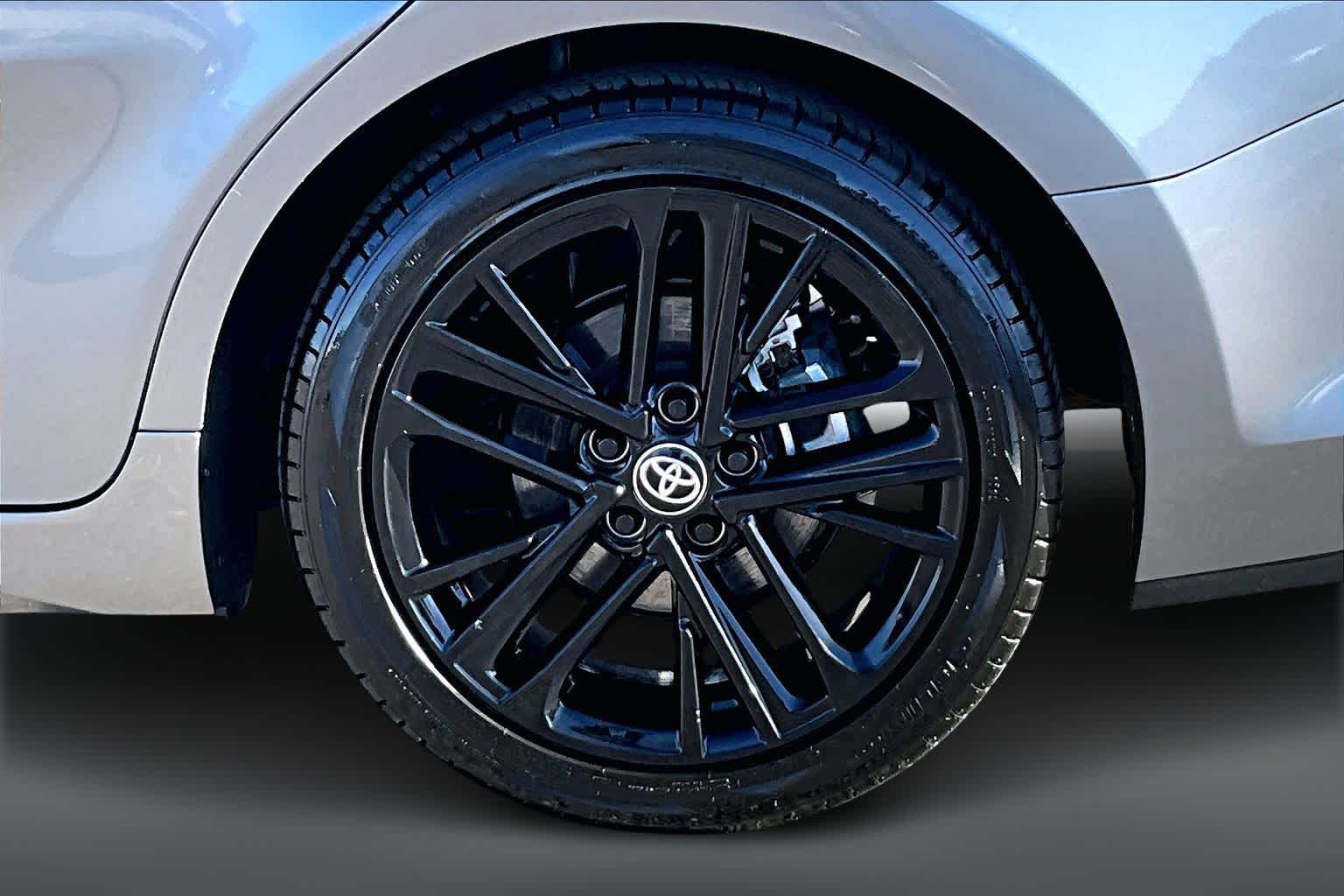 Thumbnail: 2025 Toyota Camry - 34