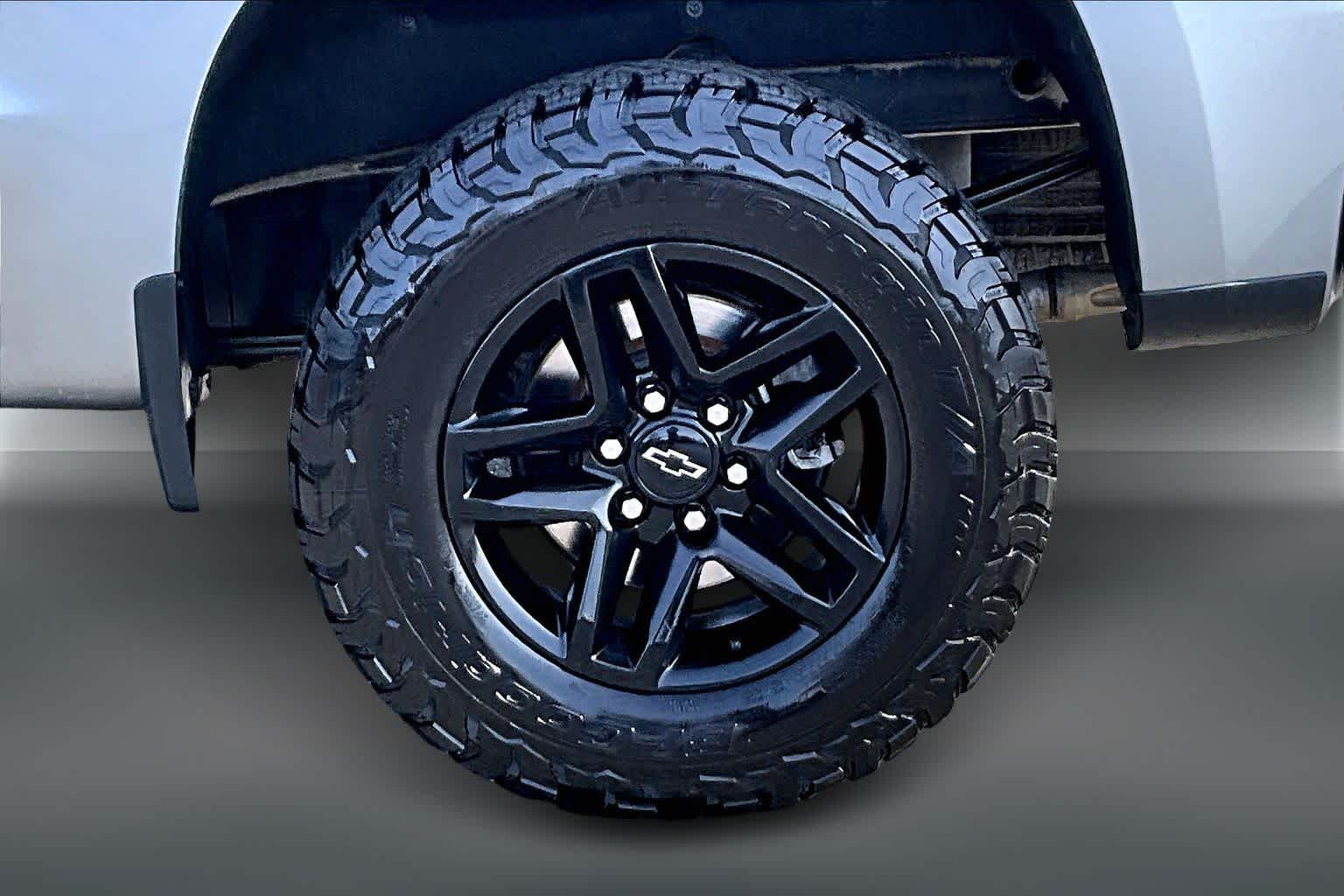 Thumbnail: 2024 Chevrolet Silverado 1500 - 32