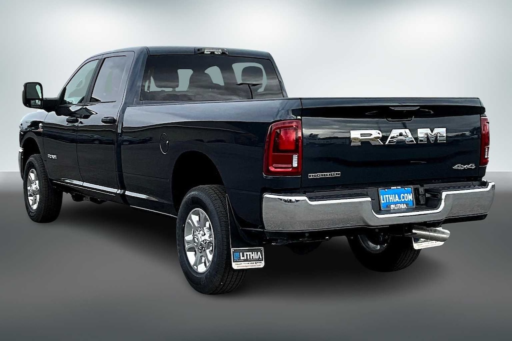 New 2026 Ram 2500 BIG HORN CREW CAB 4X4 8' BOX Pickup