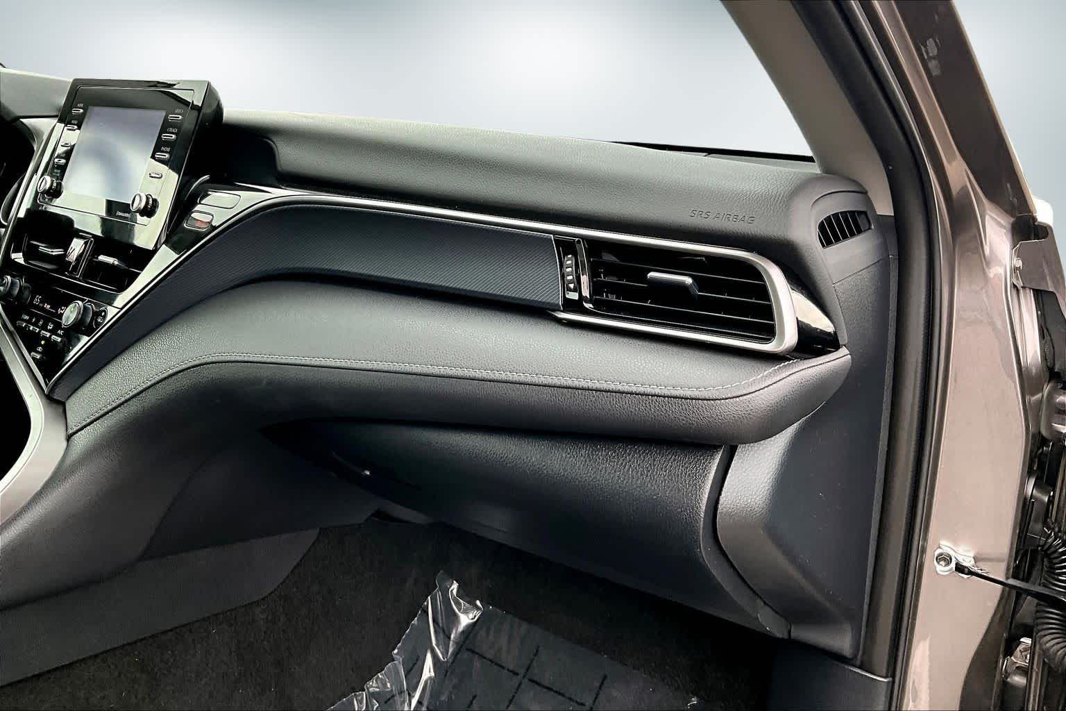 Thumbnail: 2023 Toyota Camry - 22